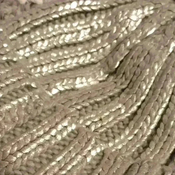 H&M Divided NWOT OSFM Silver metallic beanie - Picture 3 of 7